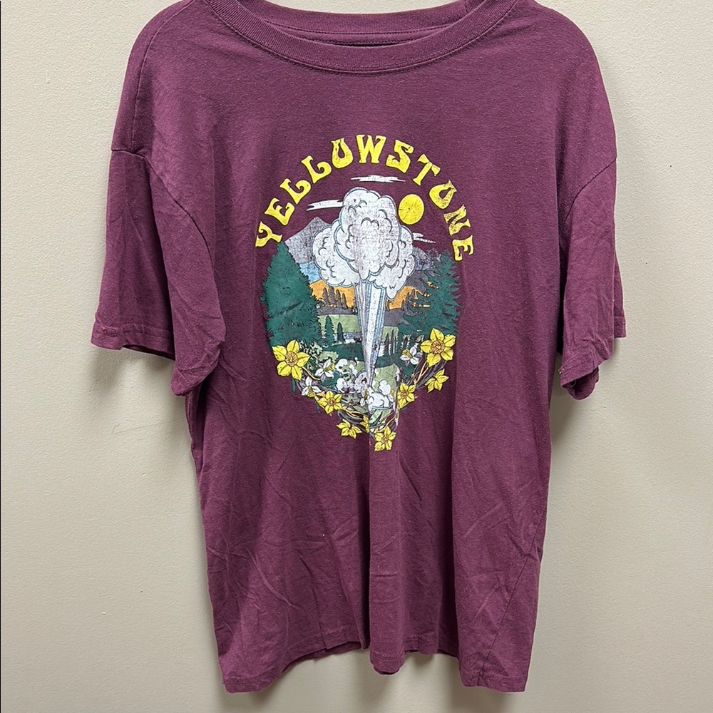 Yellowstone Graphic Tee - Purple